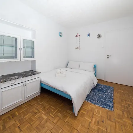 Aleja Wisniowa Classic Apartment *