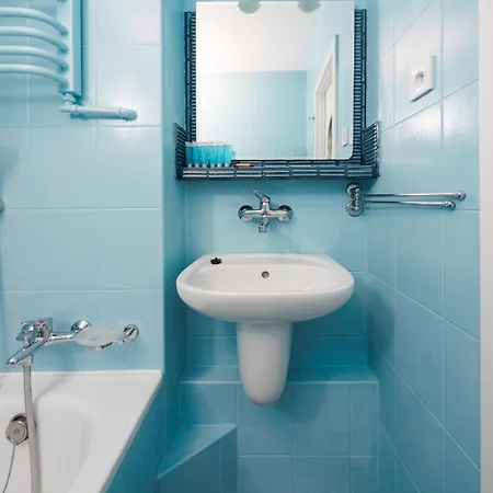 Aleja Wisniowa Classic Apartment *